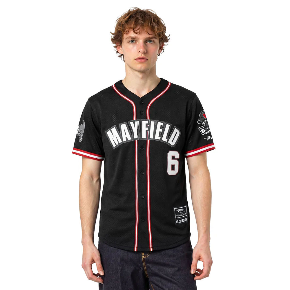 NFL TAMPA BAY BUCCANEERS BAKER MAYFIELD #6 CLASSIC MESH PNN MEN'S MESH BUTTON DOWN SHIRT (BLACK/RED)