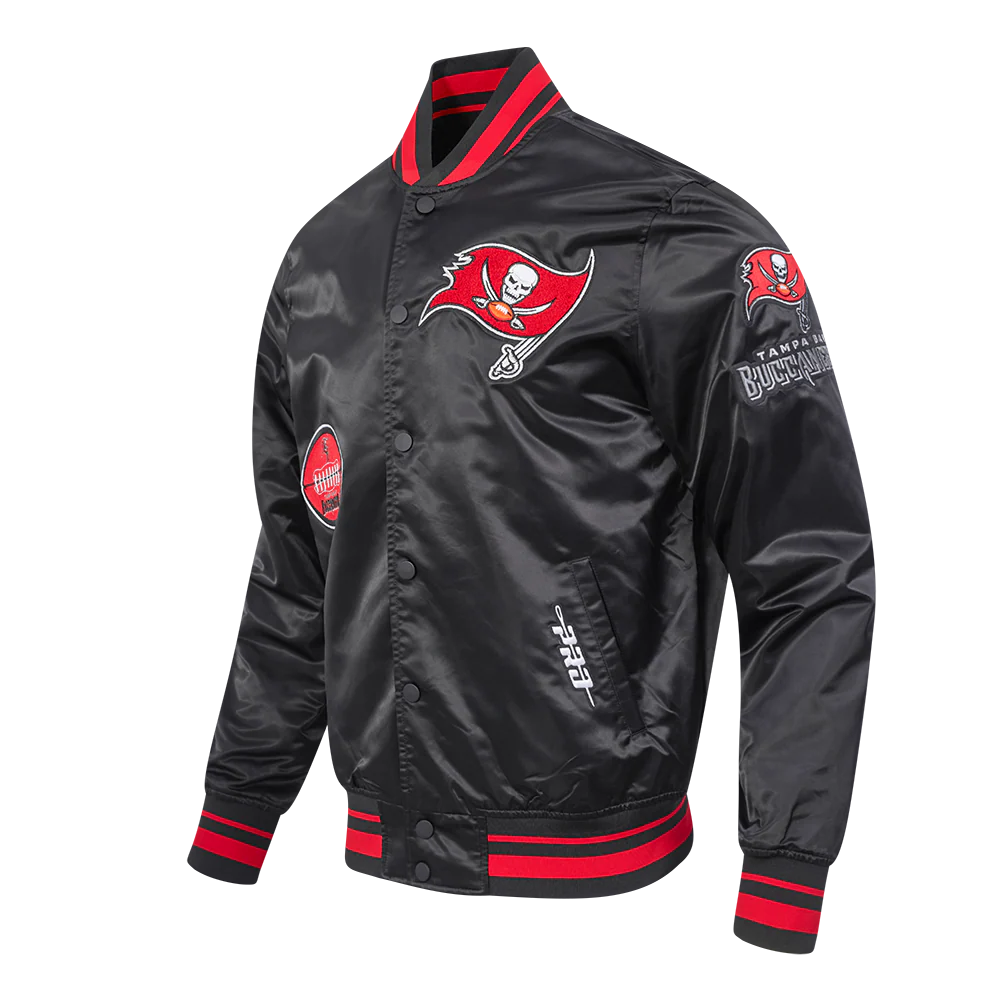 NFL TAMPA BAY BUCCANEERS OLD ENGLISH MEN'S RIB SATIN JACKET (BLACK/RED/BLACK) - Image 2