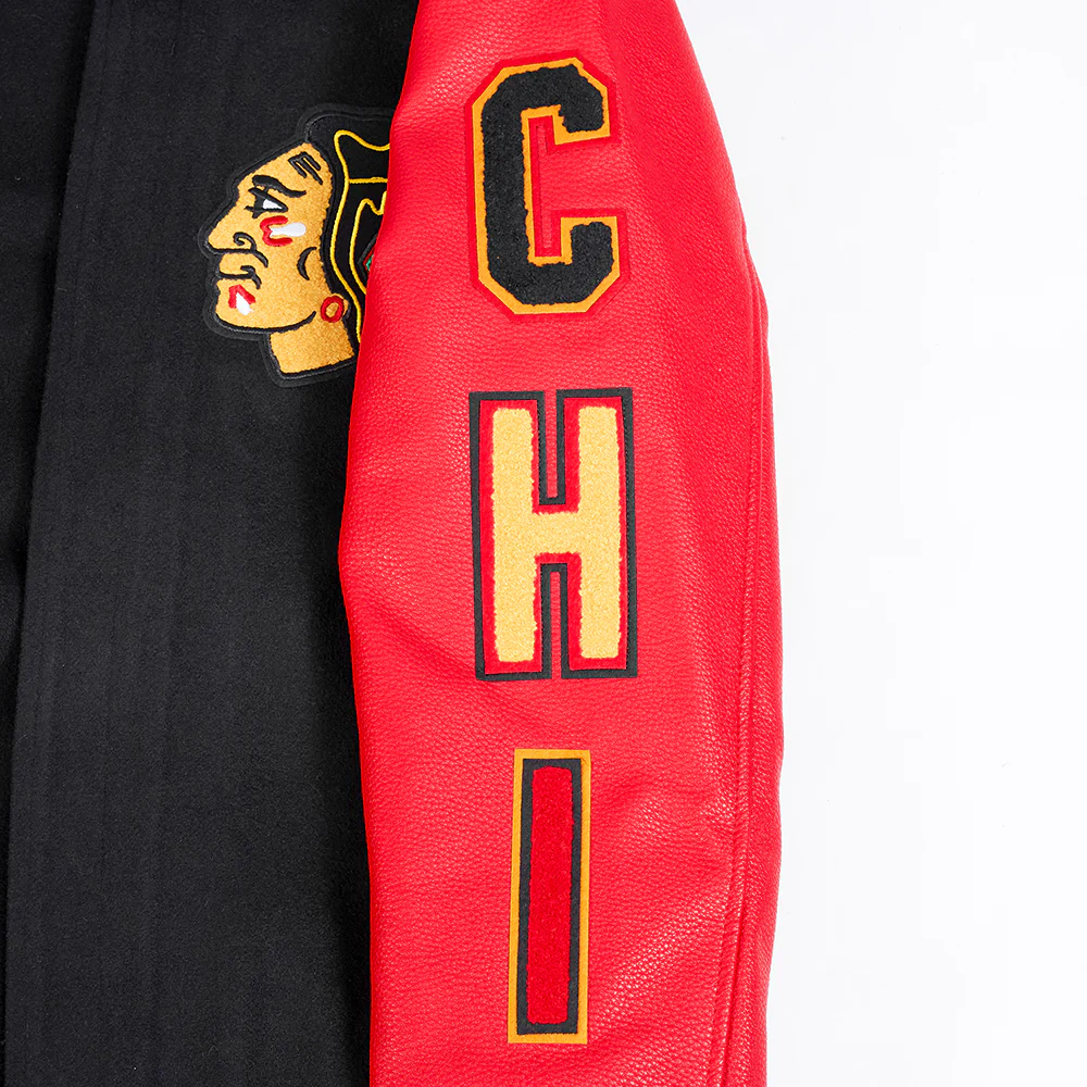 NHL CHICAGO BLACKHAWKS CLASSIC MEN'S WOOL VARSITY JACKET (BLACK/RED) - Image 9