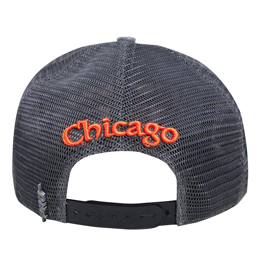NHL CHICAGO BLACKHAWKS INSIGNIA WOOL 2 TONE PINCH FRONT TRUCKER (GRAY/BLACK) - Image 5