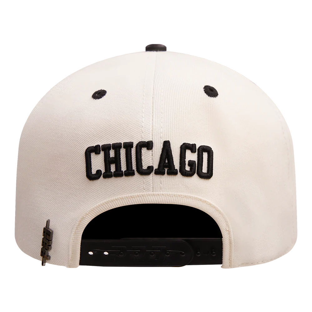 NHL CHICAGO BLACKHAWKS RETRO CLASSIC UNISEX PRIMARY LOGO WOOL SNAPBACK (EGGSHELL) - Image 5