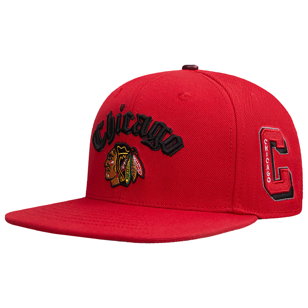 NHL CHICAGO BLACKHAWKS OLD ENGLISH UNISEX 6 PANEL SNAPBACK HAT (RED) - Image 3