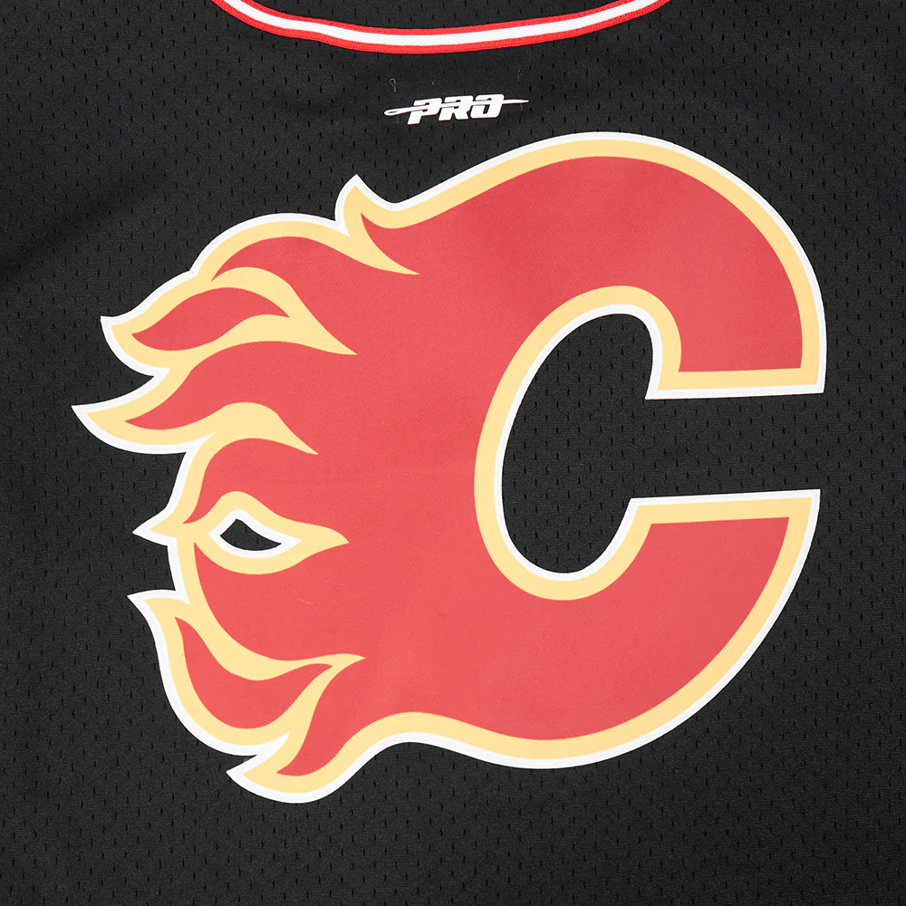 NHL CALGARY FLAMES CLASSIC MESH MEN'S BUTTON DOWN SHIRT (BLACK/RED) - Image 8