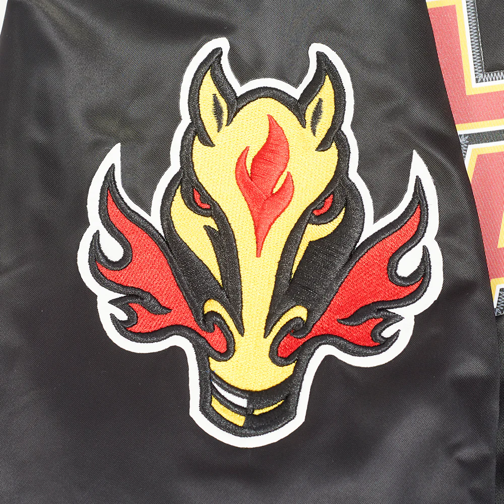 NHL CALGARY FLAMES CLASSIC MEN'S SATIN JACKET (BLACK) - Image 7