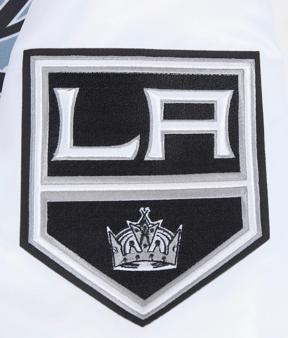 NHL LOS ANGELES KINGS SCRIPT TAIL MEN'S SATIN JACKET (WHITE/BLACK) - Image 5