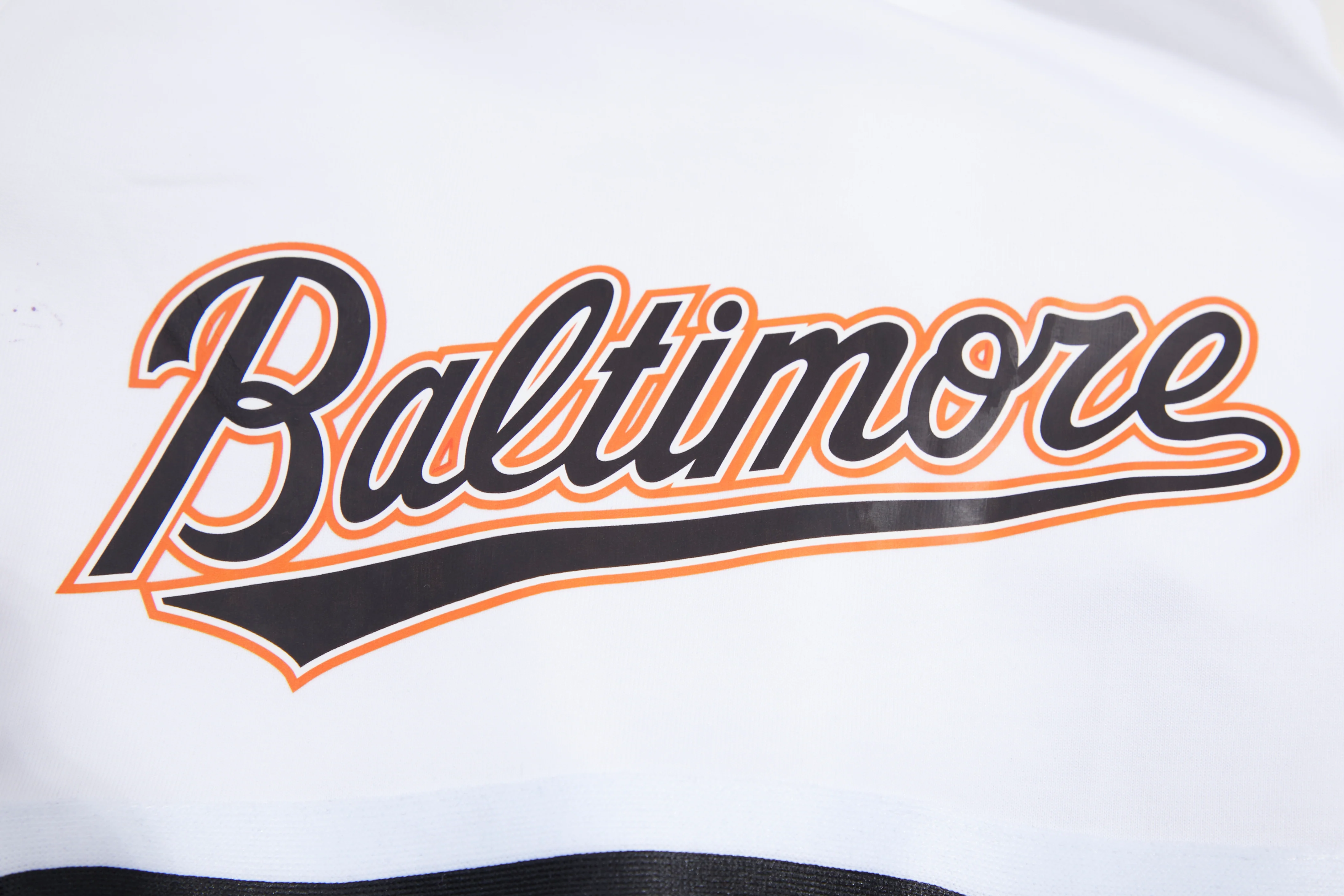 MLB BALTIMORE ORIOLES CLASSIC CHENILLE MEN'S SHORT (WHITE) - Image 8