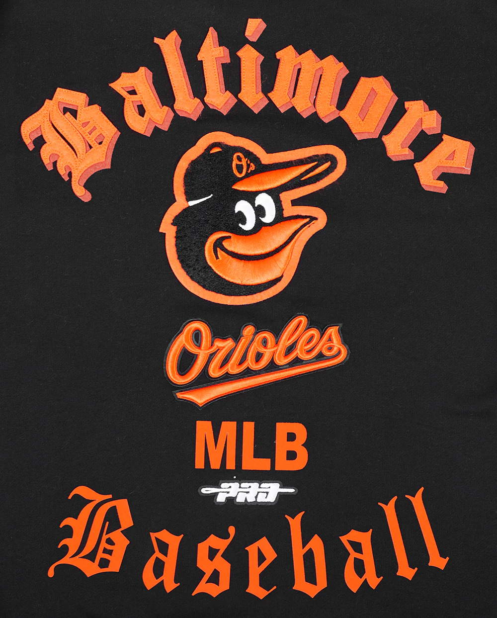MLB BALTIMORE ORIOLES OLD ENGLISH MEN'S CREWNECK (BLACK) - Image 6