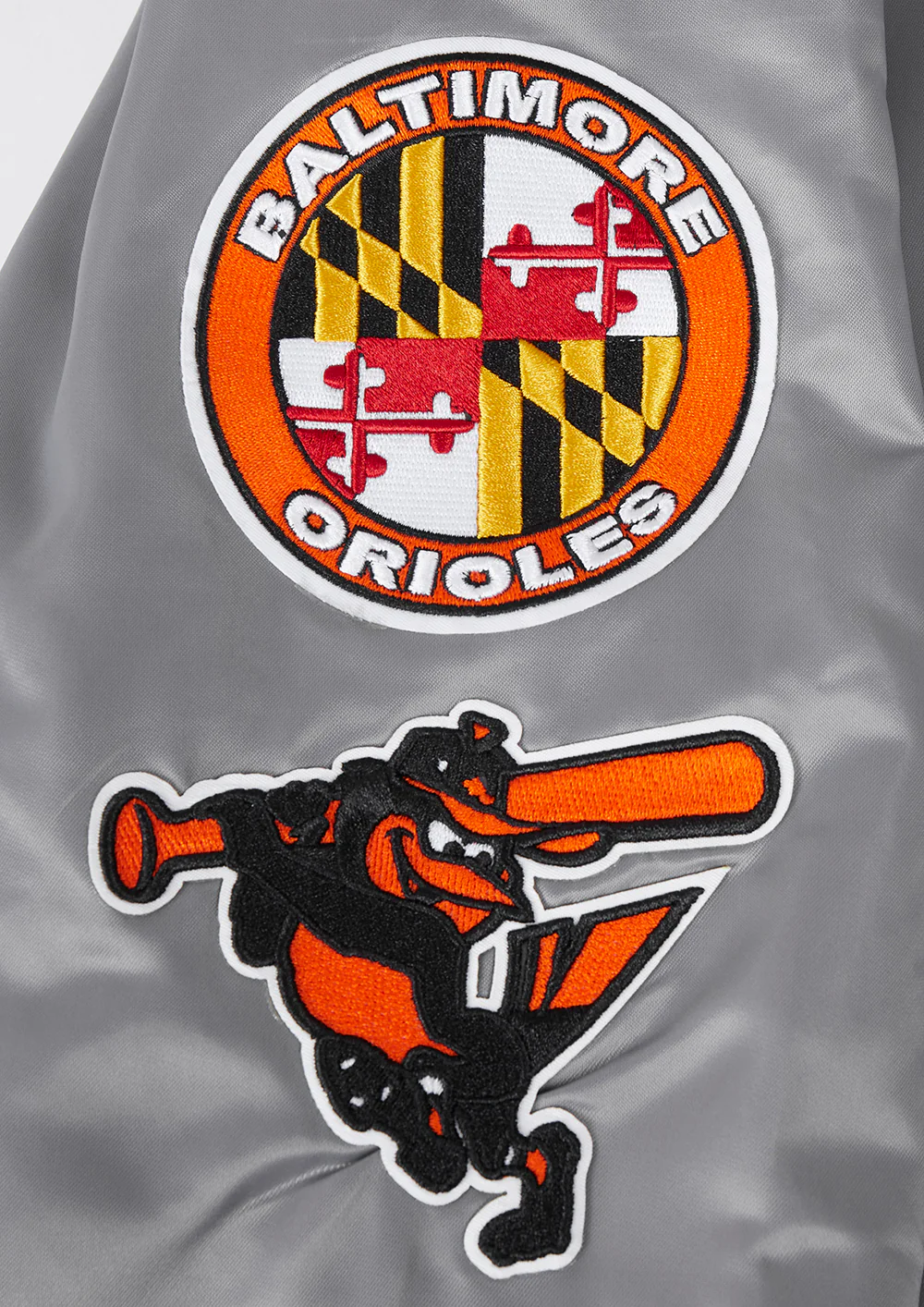 MLB BALTIMORE ORIOLES OLD ENGLISH MEN'S RIB SATIN JACKET (GRAY) - Image 6