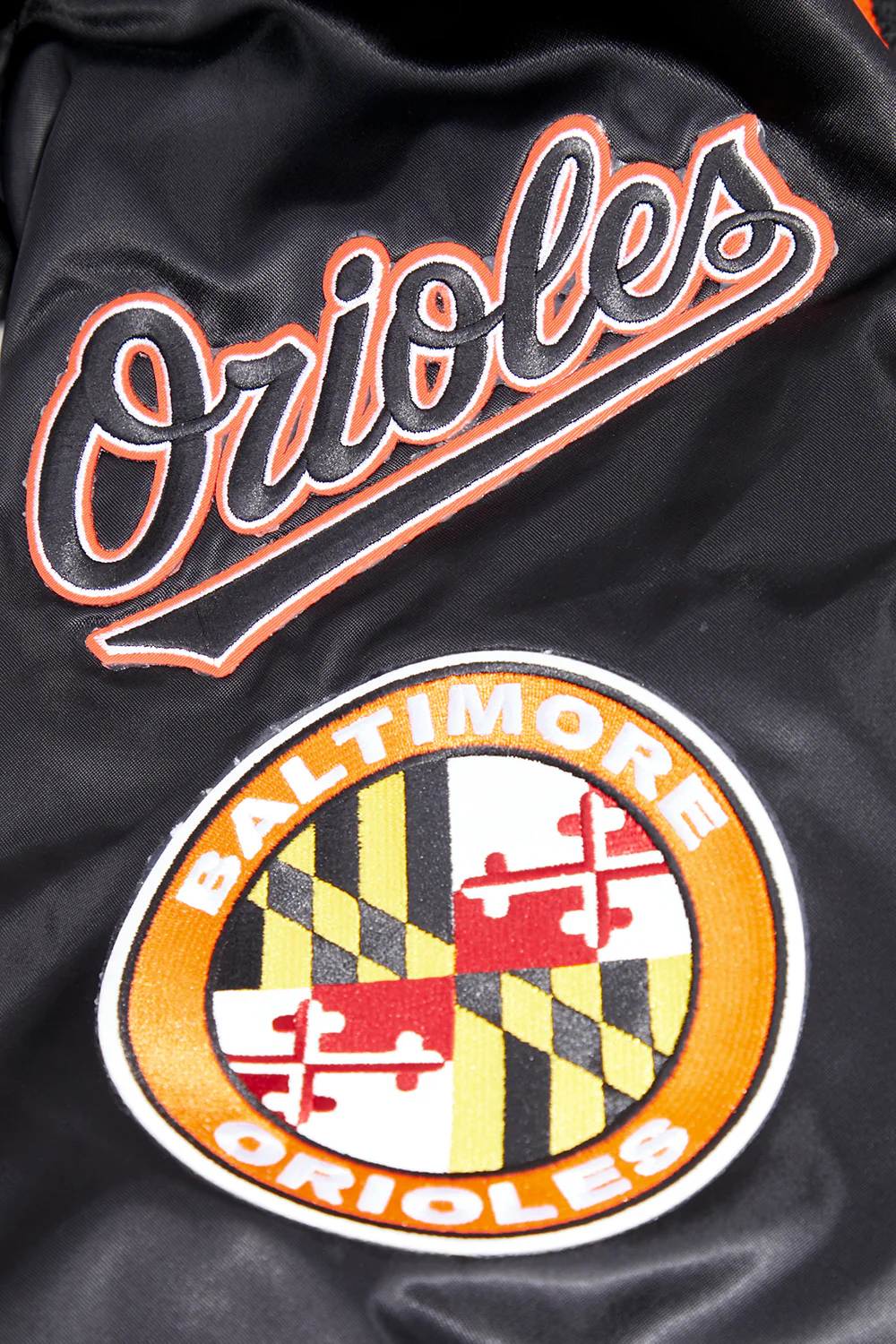 MLB BALTIMORE ORIOLES MASHUP MEN'S RIB SATIN JACKET (BLACK/ORANGE) - Image 10