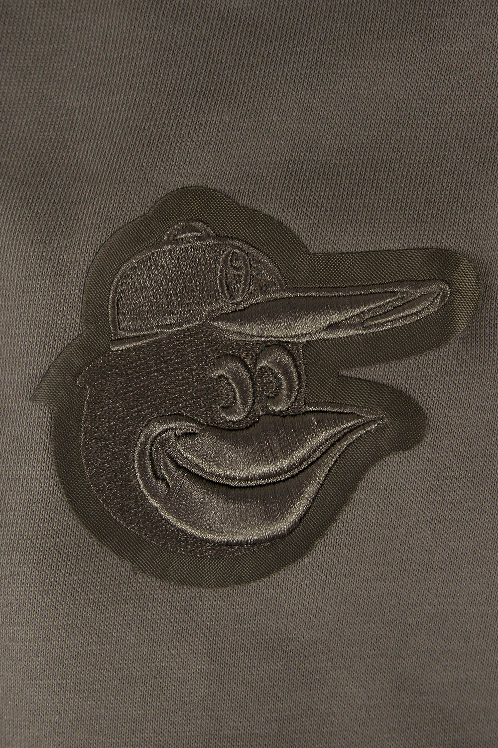 MLB BALTIMORE ORIOLES NEUTRAL WOMEN'S CREWNECK (DARK TAUPE) - Image 6