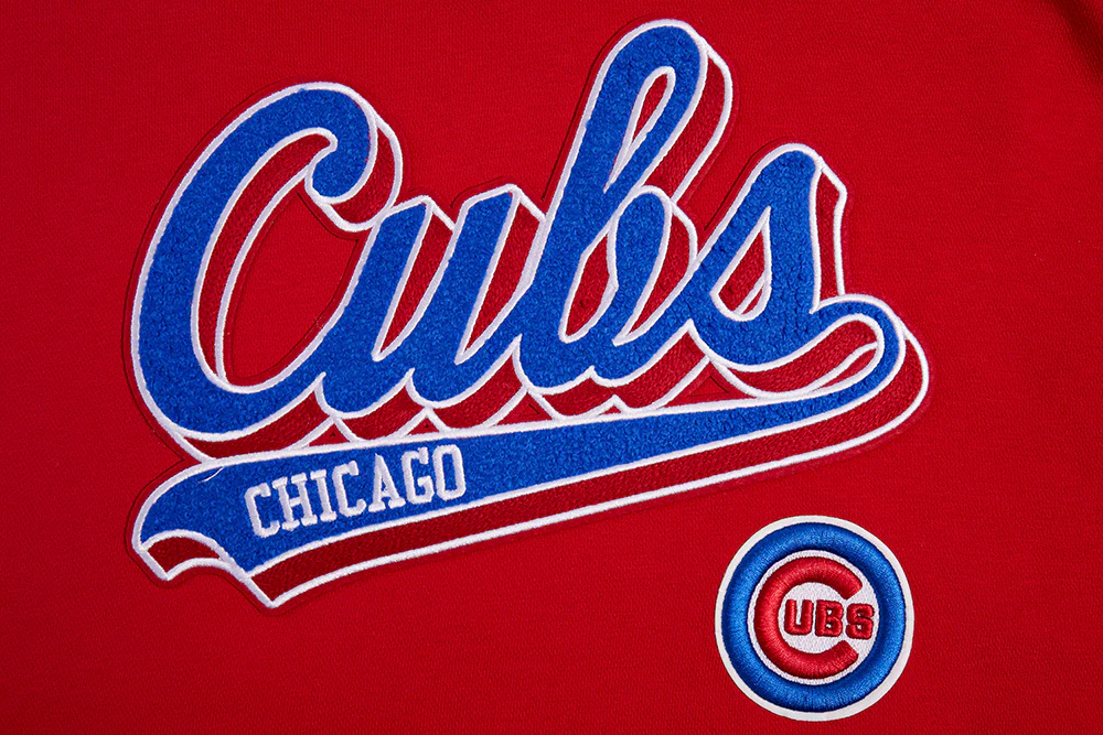 MLB CHICAGO CUBS SCRIPT TAIL WOMEN'S RIB FLEECE CROPPED PULLOVER HOODIE (RED) - Image 5