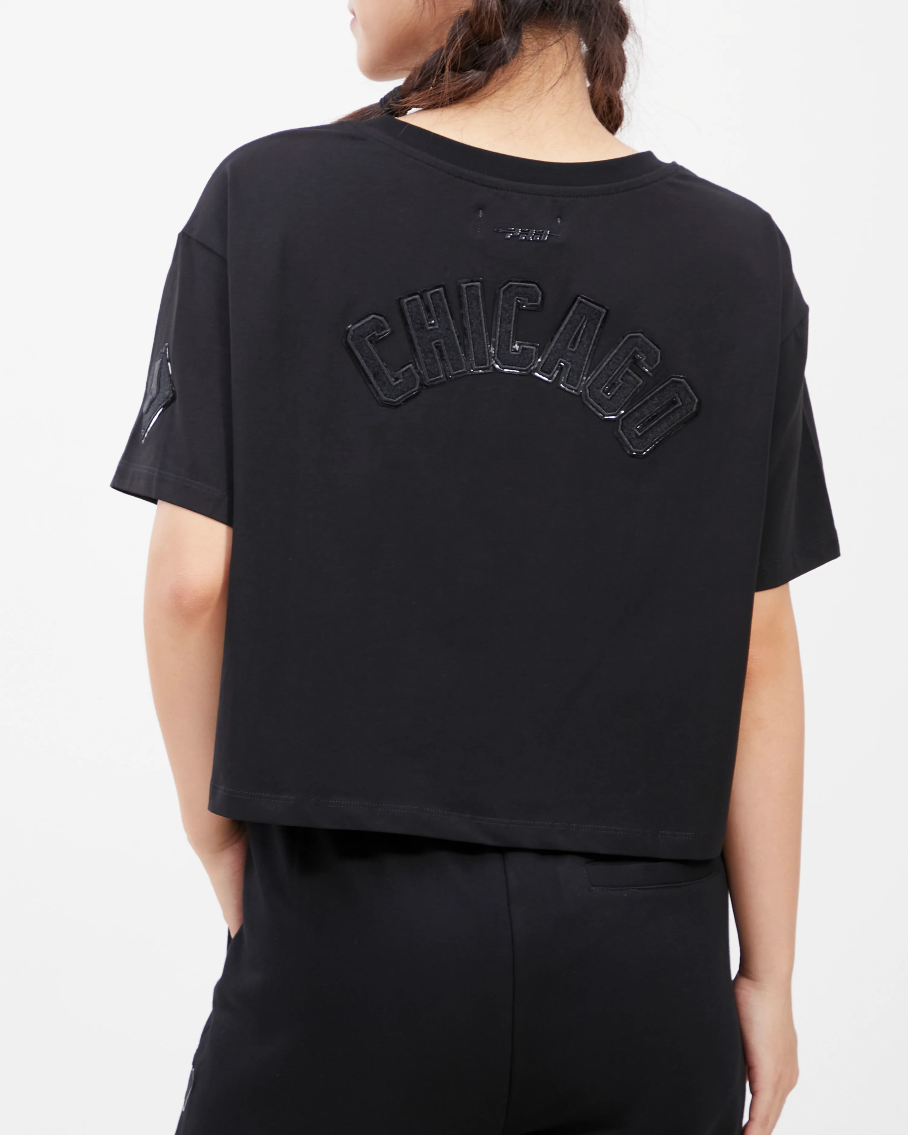 MLB CHICAGO WHITE SOX TRIPLE BLACK WOMEN'S BOXY TOP (TRIPLE BLACK) - Image 11