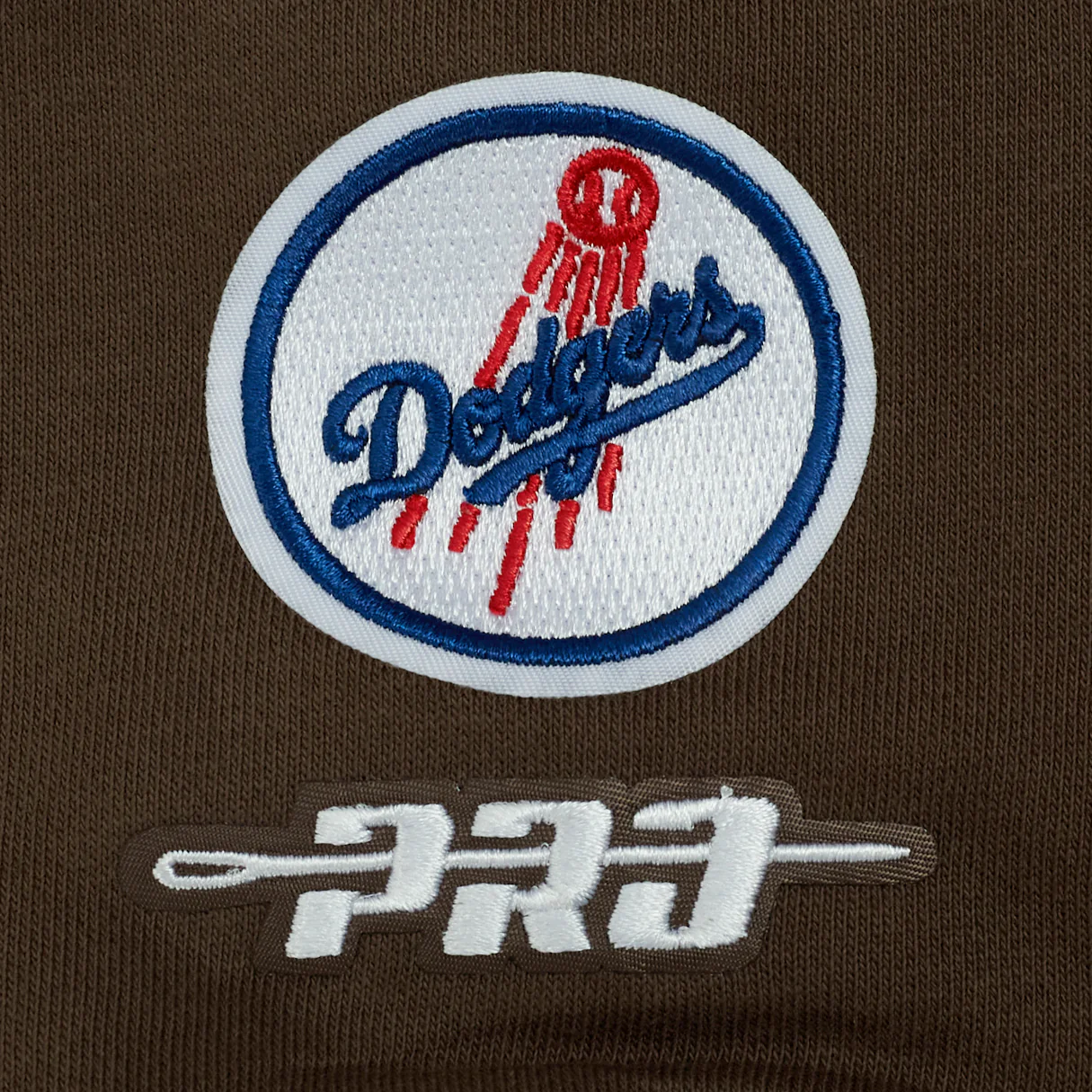 MLB LOS ANGELES DODGERS WINGSPAN WOMEN'S FLC CREWNECK (BROWN) - Image 9
