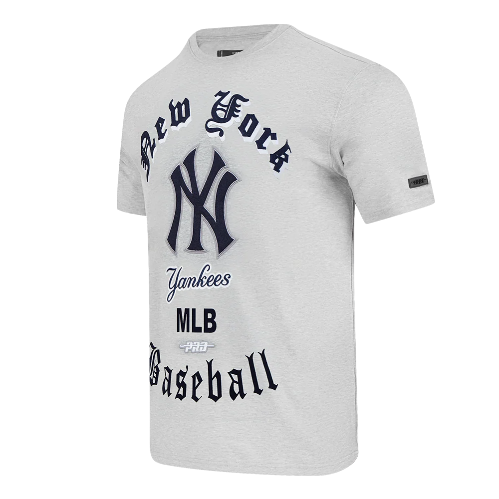 MLB NEW YORK YANKEES OLD ENGLISH MEN'S TOP (HEATHER GREY) - Image 2
