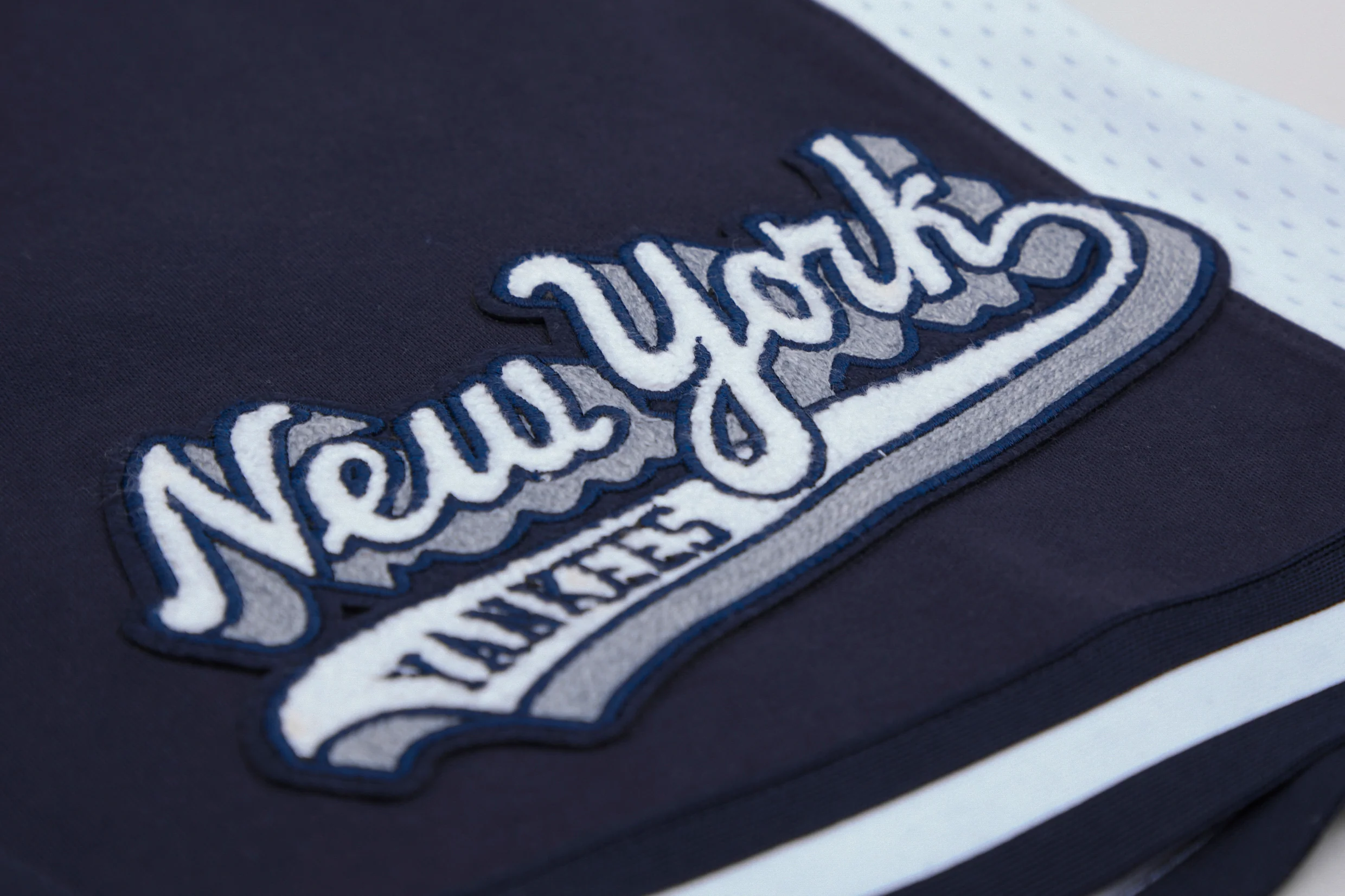 MLB NEW YORK YANKEES SCRIPT TAIL MEN'S DOUBLE KNIT 2.0 SHORT (MIDNIGHT NAVY) - Image 10