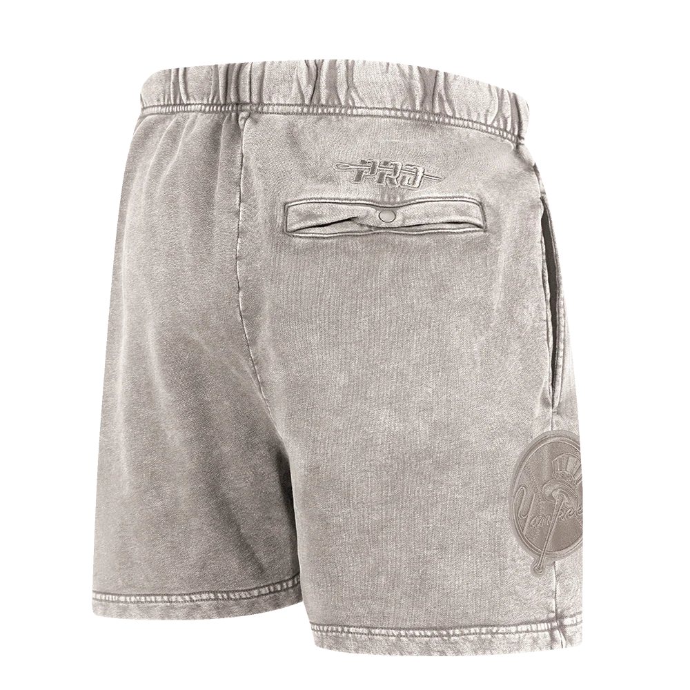 MLB NEW YORK YANKEES WASHED CLASSIC MEN'S ENZYME WASH FT SHORT (WASHED WARM SLATE) - Image 3