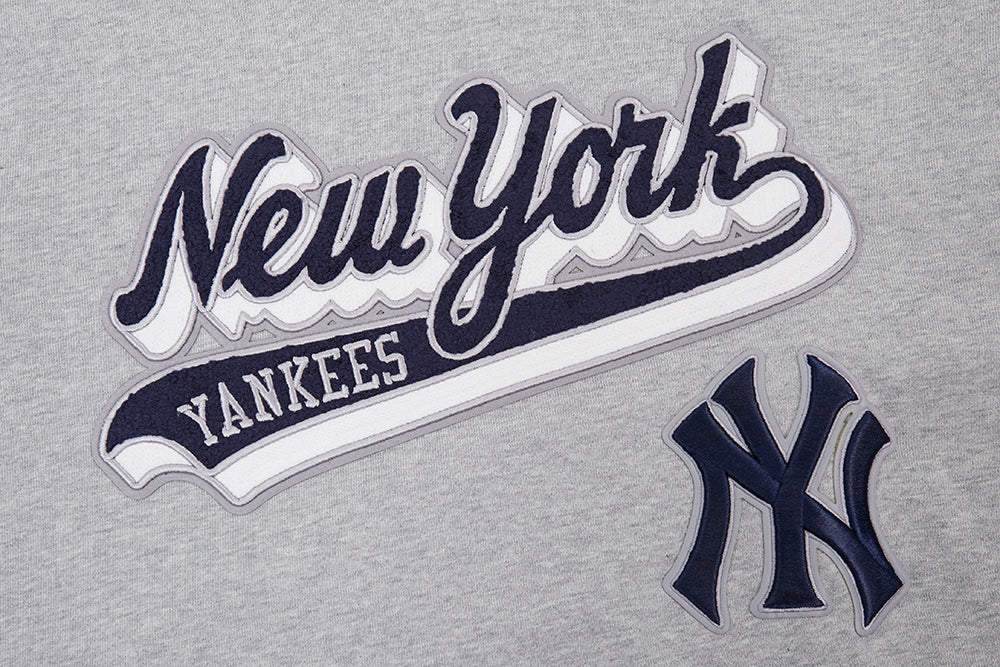 MLB NEW YORK YANKEES SCRIPT TAIL MEN'S RIB FLEECE PULLOVER HOODIE (HEATHER GREY/MIDNIGHT NAVY) - Image 5