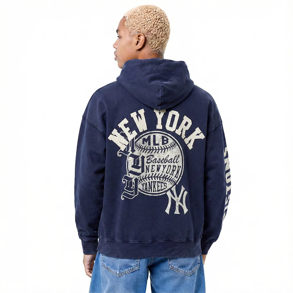 NEW YORK YANKEES STREET TEAM MEN'S ENZYME WASH DS FT PO HOODIE (WASHED MIDNIGHT NAVY) - Image 2