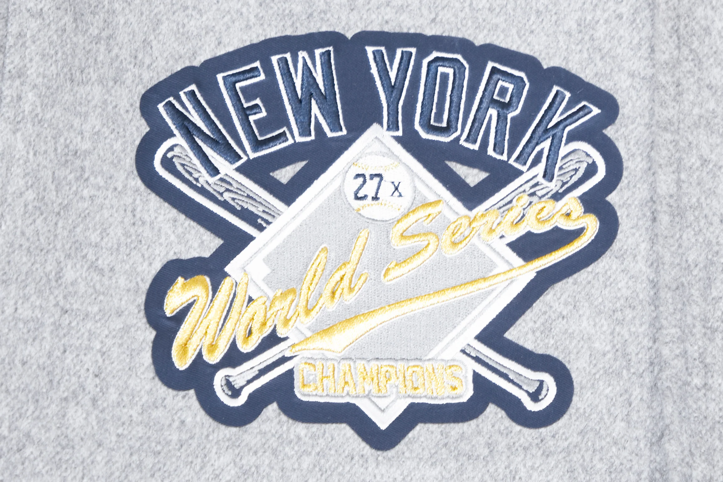 MLB NEW YORK YANKEES CREST EMBLEM RIB WOOL VARSITY JACKET (HEATHER GREY/MIDNIGHT NAVY) - Image 8