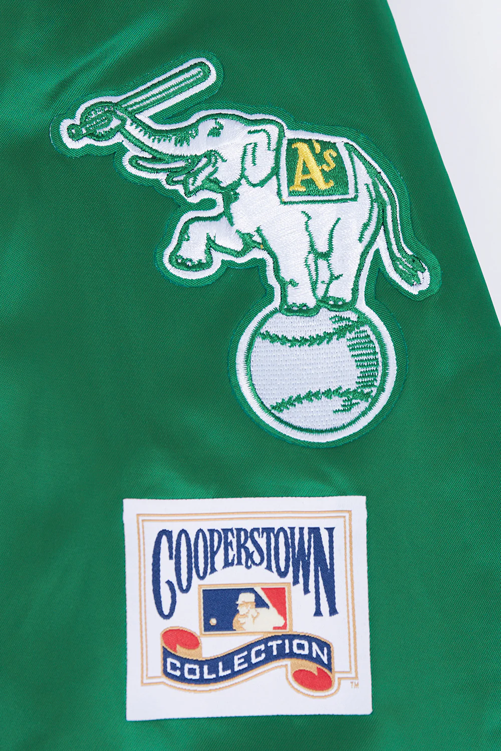 MLB OAKLAND ATHLETICS RETRO CLASSIC WOMEN'S RIB SATIN JACKET (KELLY GREEN) - Image 8