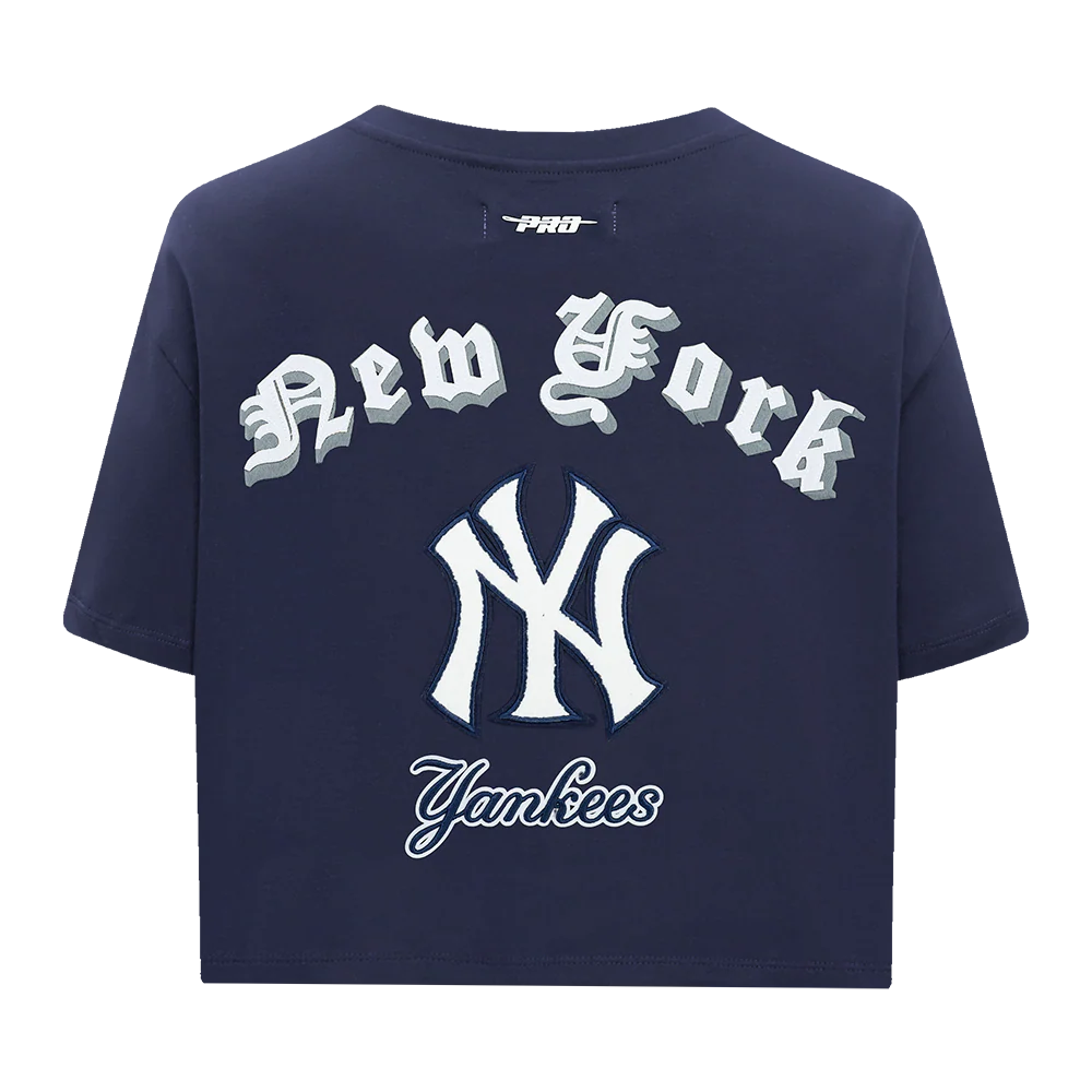 MLB NEW YORK YANKEES OLD ENGLISH WOMEN'S SINGLE JERSEY BOXY TEE (MIDNIGHT NAVY) - Image 3